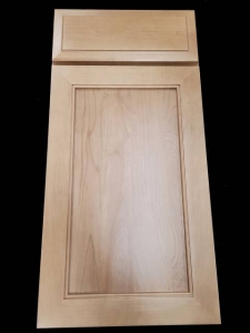 Franklin ReverseMaple, Champagne Stain, Satin Sheen Full Overlay, 5/4 Raised Drawer Front1/8 Eased Door LipManufactured 11/24